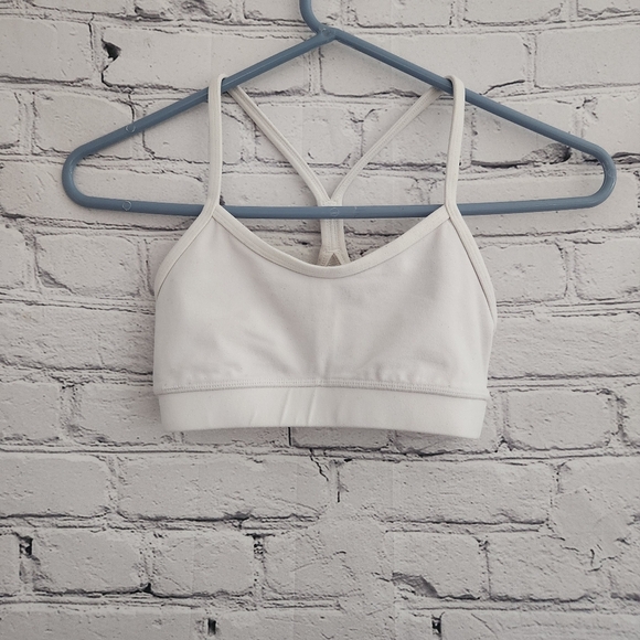 Lululemon Sports Bra - Picture 1 of 4